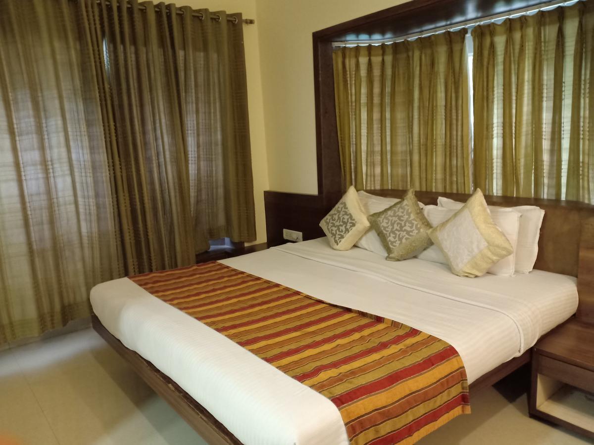 Hotel Chandralok Lonavala Exterior photo