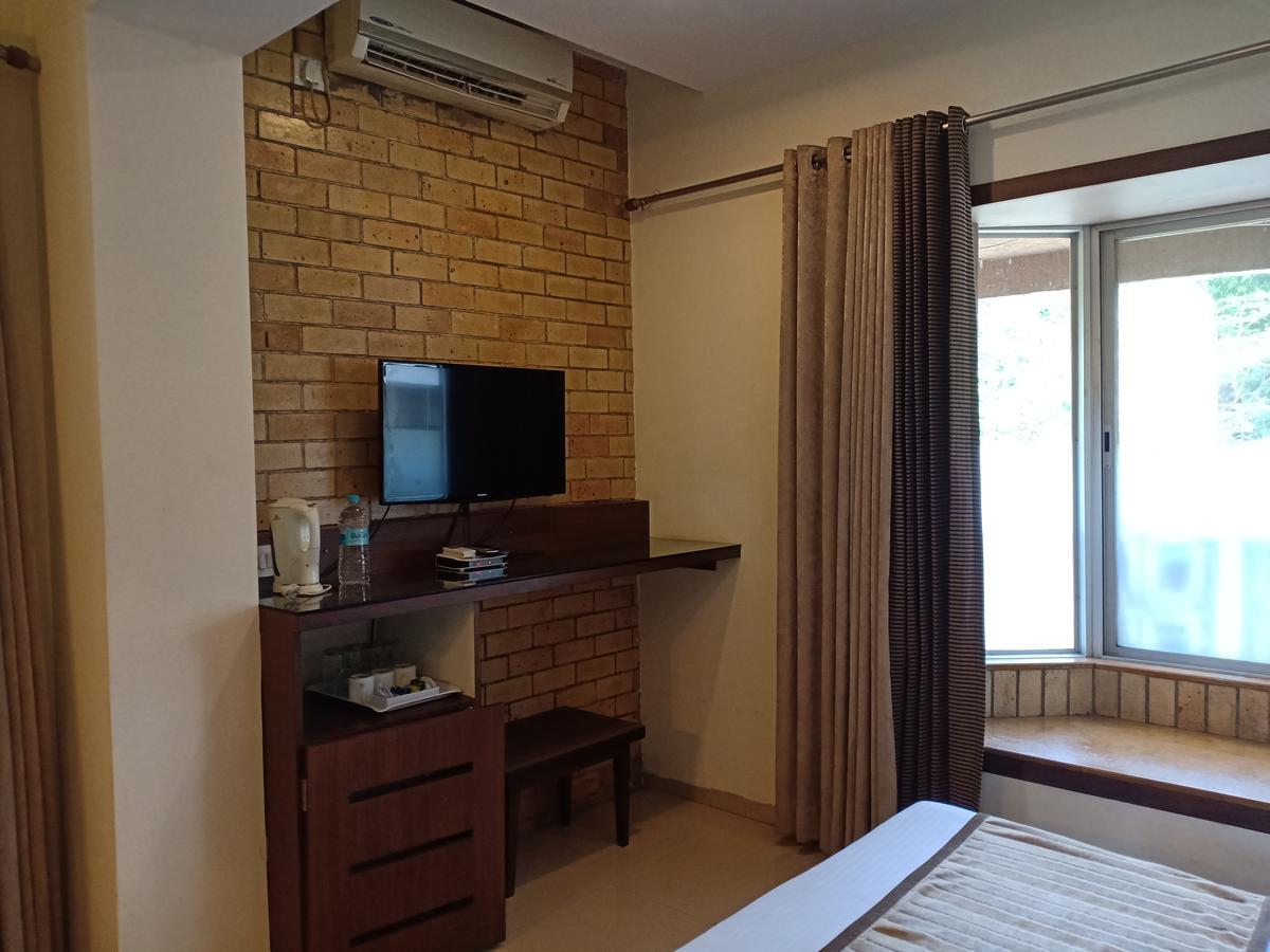 Hotel Chandralok Lonavala Exterior photo